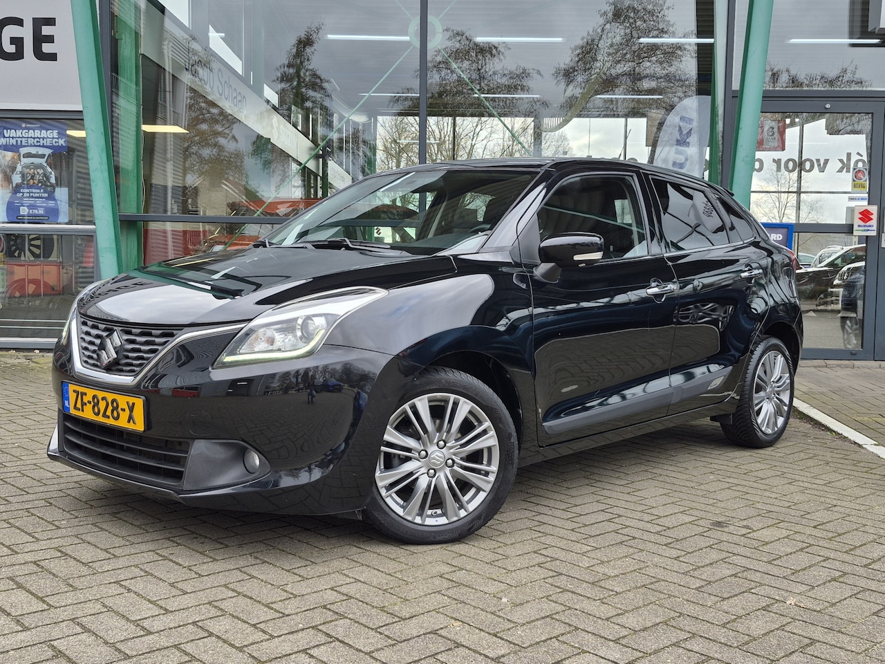 Suzuki Baleno - 1.2 Smart Hybrid High Executive | Cruise control adaptief | electronic climate control | N - AutoWereld.nl