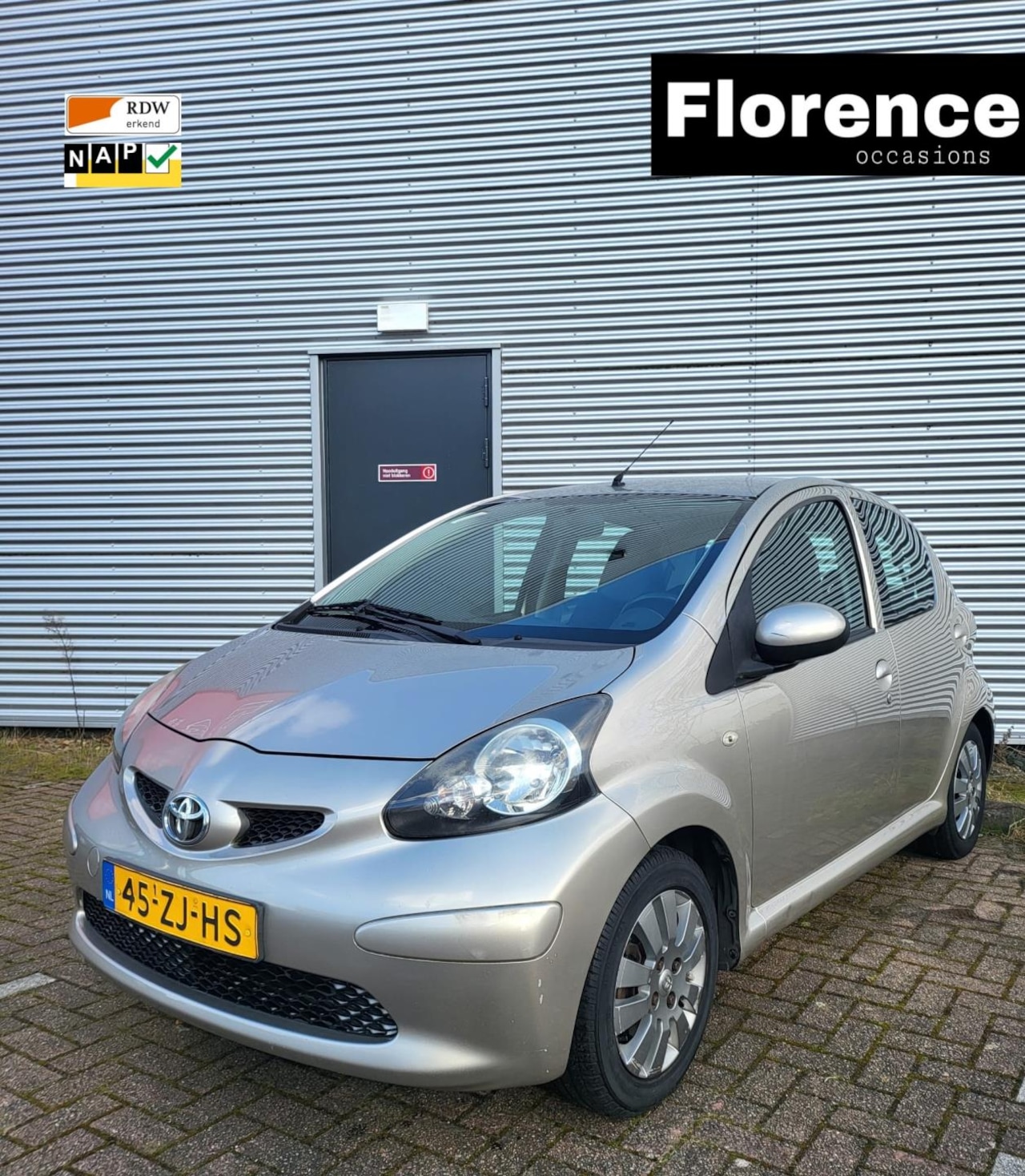 Toyota Aygo - 1.0-12V + Trekhaak ledr Bkl Airco - AutoWereld.nl