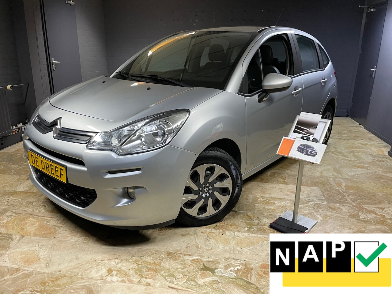 Citroën C3 - 1.2 PureTech Business 1.2 PureTech Business - AutoWereld.nl