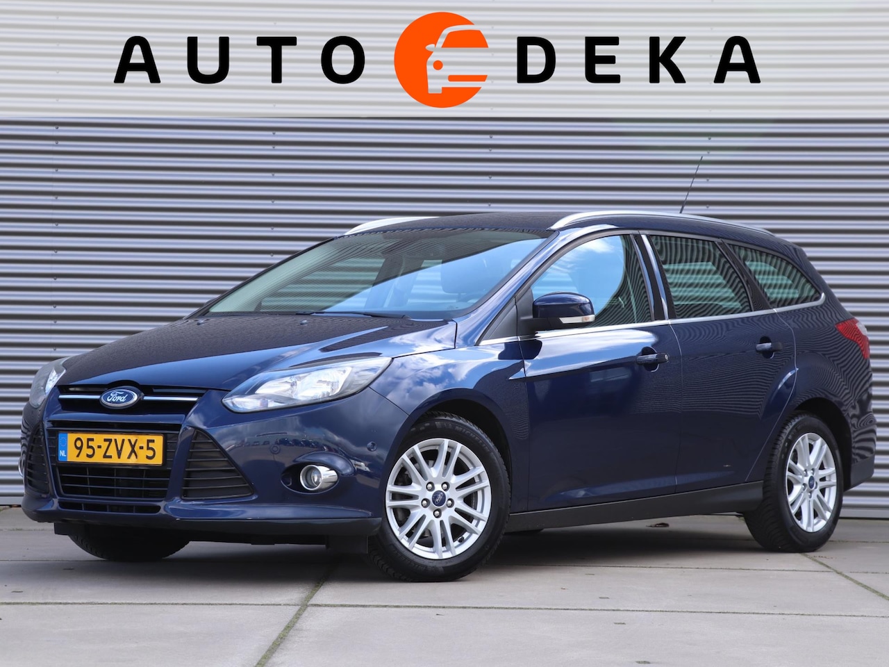 Ford Focus Wagon - 1.0 EcoBoost Titanium *Dealeronderh.*Navigatie*Parkeersens.* - AutoWereld.nl