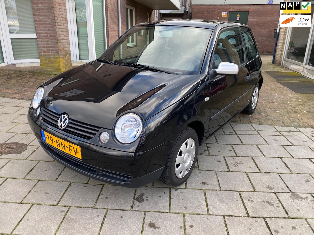 Volkswagen Lupo - 1.4 16 V STUURBEKRACHTING 171263 KM - AutoWereld.nl