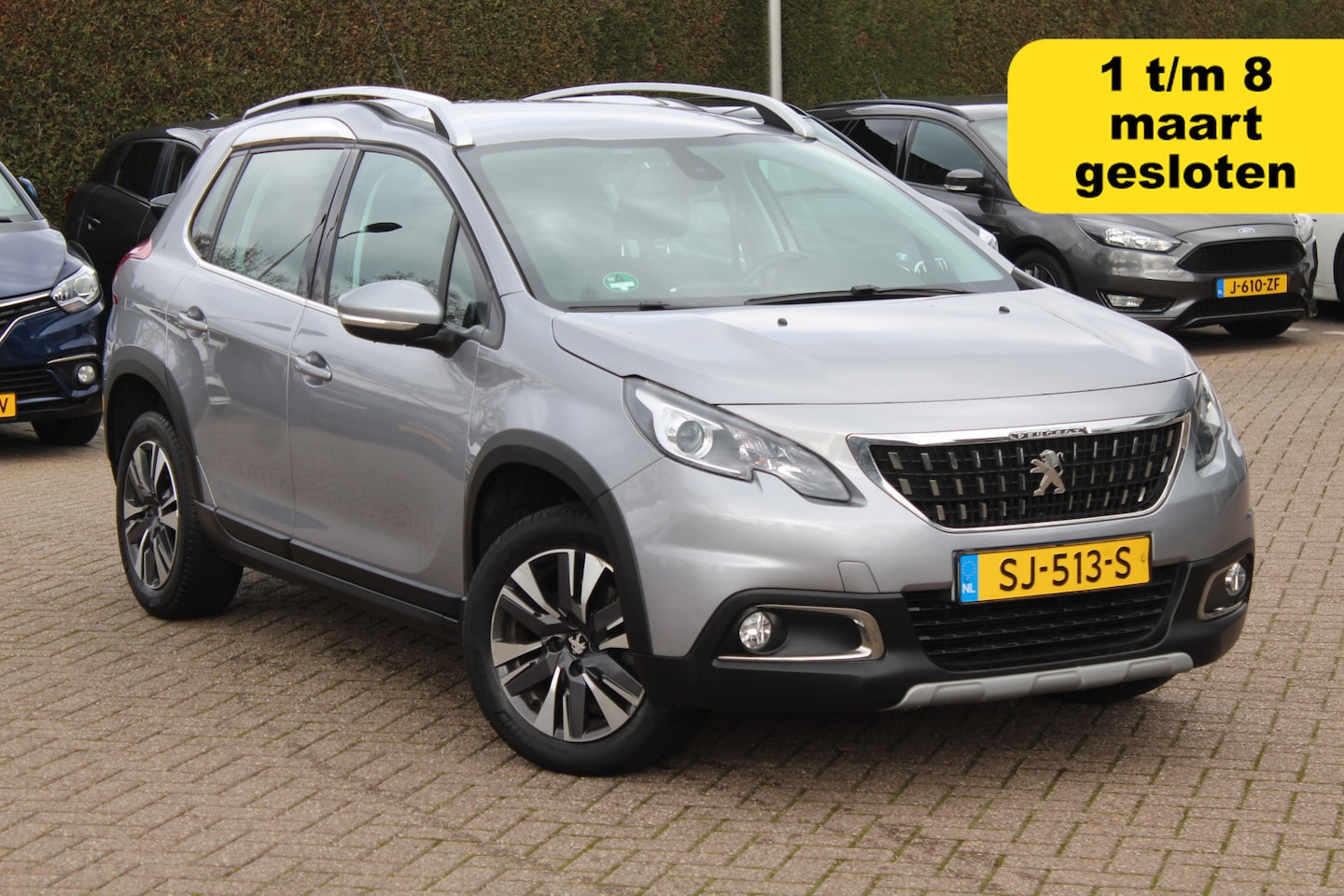 Peugeot 2008 - 1.2 PureTech Allure Automaat / Trekhaak / Apple CarPlay / 17'' / Parkeerhulp achter / DAB - AutoWereld.nl