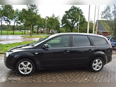 Ford Focus Wagon - 1.6-16V Futura '07 Clima|Cruise|Leder