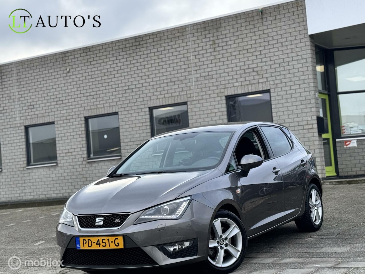 Seat Ibiza - 1.0 EcoTSI FR Connect|DSG Carplay LED Clima Cruis - AutoWereld.nl