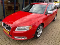 Volvo V70 - 2.5FT R-Design 230PK / LEER / XENON / PDC