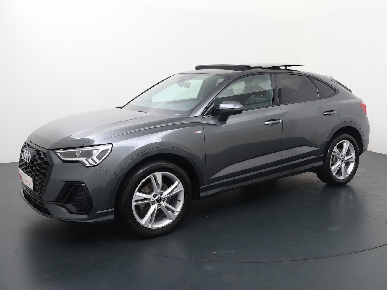 Audi Q3 Sportback - 35 TFSI S Edition | 150 PK | Automaat | Lederen bekleding | Panoramadak | - AutoWereld.nl