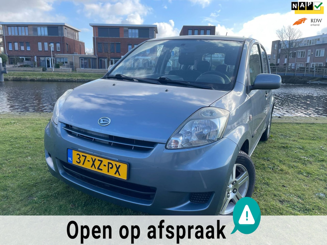 Daihatsu Sirion 2 - 1.0-12V Premium 1.0-12V Premium - AutoWereld.nl