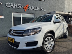 Volkswagen Tiguan - 1.4 TSI TRENDLINE + D-glas + Stoelverwarming + Trekhaak- 120 dkm