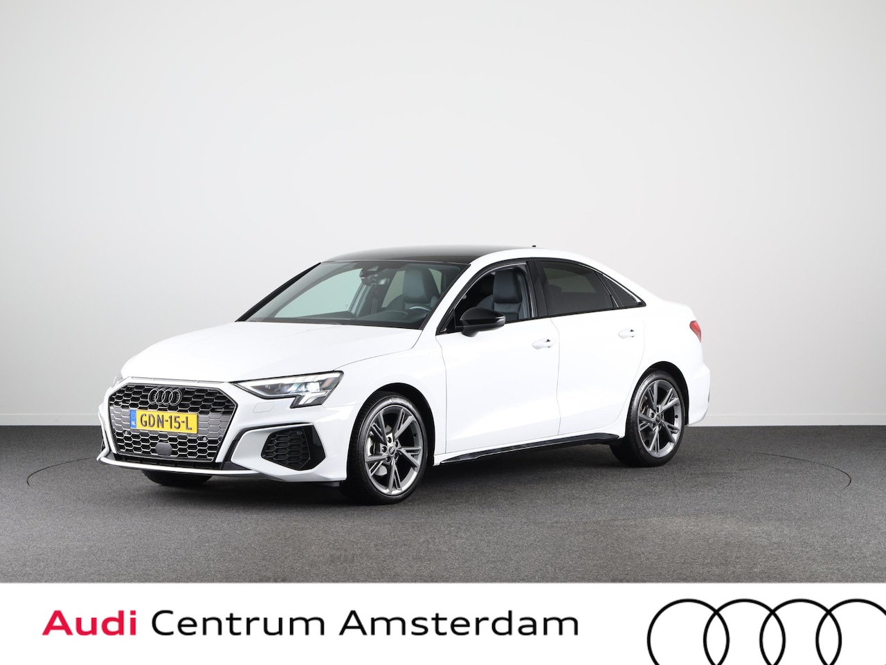 Audi A3 Limousine - 30 TFSI S edition 110 pk S-tronic | Verlengde garantie | Navigatie | Parkeersensoren achte - AutoWereld.nl