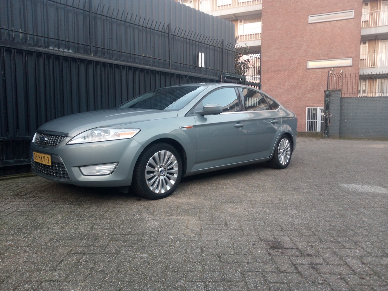 Ford Mondeo - 2.0-16V Titanium Met een APK en een N.A.P. erbij - AutoWereld.nl