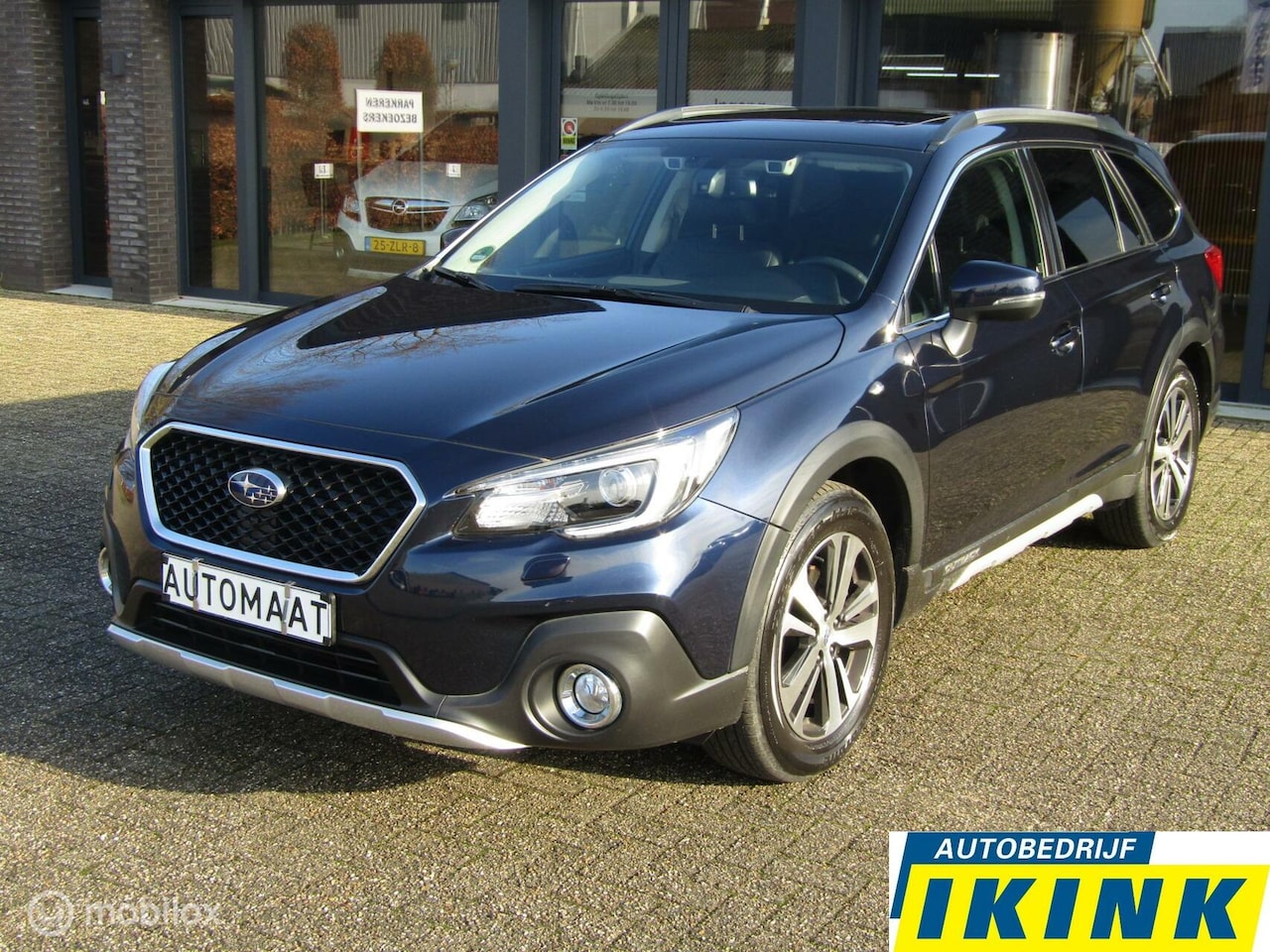 Subaru Outback - 2.5i Premium | Leder, Panodak, Trekhaak, Stoel- en stuurwielverwarming - AutoWereld.nl