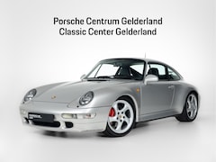 Porsche 911 - Carrera 4S