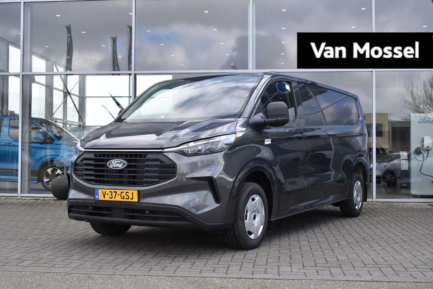 Ford Transit Custom - 300 2.0 TDCI L2H1 Trend | Apple Carplay /Android auto | Achteruitrij camera | LED | Laadru - AutoWereld.nl