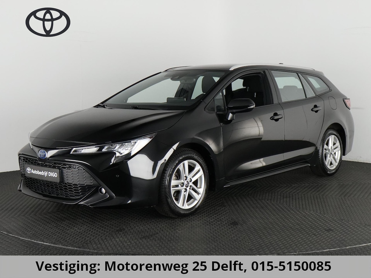 Toyota Corolla Touring Sports - 1.8 HYBRID BUSINESS AUTOMAAT. NAVIGATIE CAMERA.LMV.APPLE/ANDROID GARANTIE TOT 6-2032 ! - AutoWereld.nl