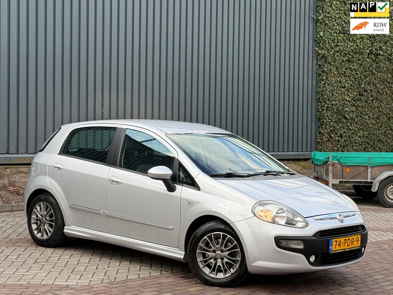 Fiat Punto Evo - 1.3 M-Jet Dynamic Clima/Cruise/Lmv/Trekhaak/Nap/Boekjes - AutoWereld.nl