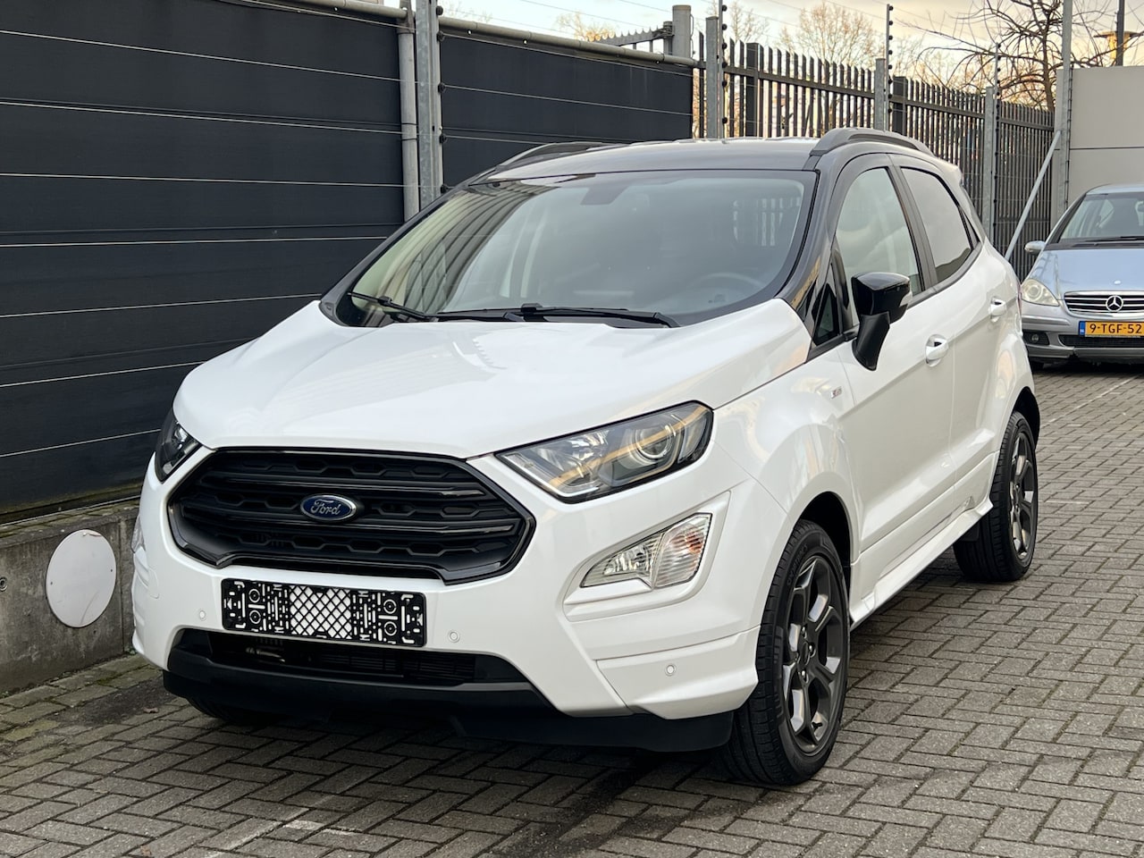 Ford EcoSport - 1.0 EcoBoost ST-Line Black | Camera | DAB+ | Carplay | Key-less | Navi | - AutoWereld.nl