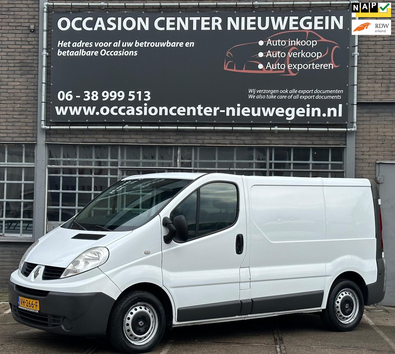 Renault Trafic - 2.0 dCi T27 L1H1 Eco 2014 Wit Airco/Navi/NAP! - AutoWereld.nl