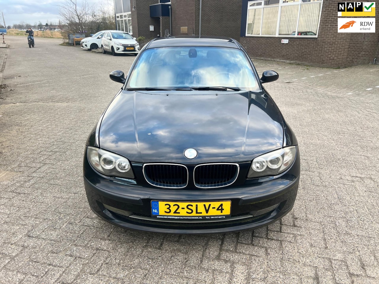 BMW 1-serie - 116i Executive 116i Executive ((( loopt niet goed ))) - AutoWereld.nl