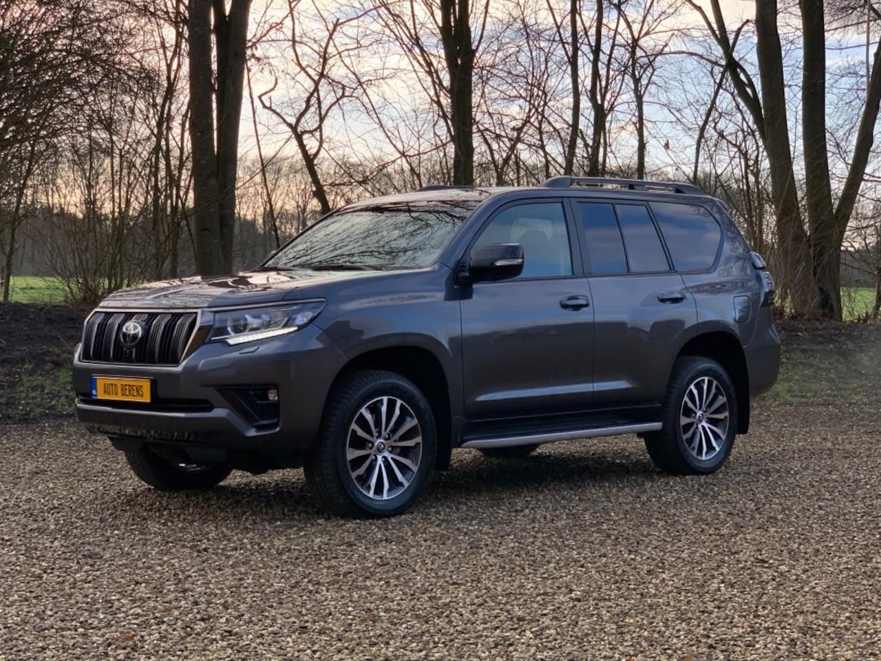 Toyota Land Cruiser - 2.8 D-4D-F Executive Window Van | NL auto | 1e eig |ALLE OPTIES!! | LUCHTVERING | dealeron - AutoWereld.nl