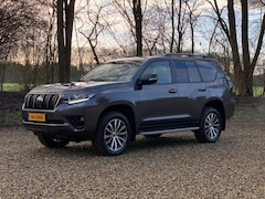 Toyota Land Cruiser - 2.8 D-4D-F Executive Window Van | NL auto | 1e eig |ALLE OPTIES | LUCHTVERING | dealeronde