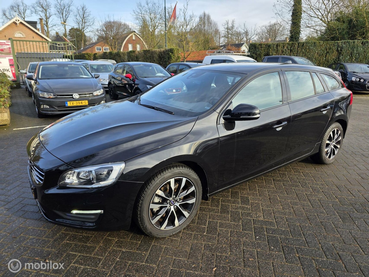 Volvo V60 - 1.5 T2 Polar+ Leer Automaat trekhaak - AutoWereld.nl