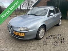 Alfa Romeo 147 - 1.6 T.Spark Progression AIRCO/TREKHAAK/INRUIL KOOPJE