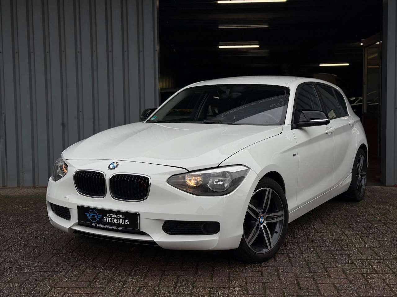 BMW 1-serie - 116i 116i - AutoWereld.nl