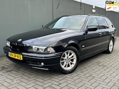 BMW 5-serie Touring - 525i Special Executive / NAP / Netjes / Goed Onderhouden