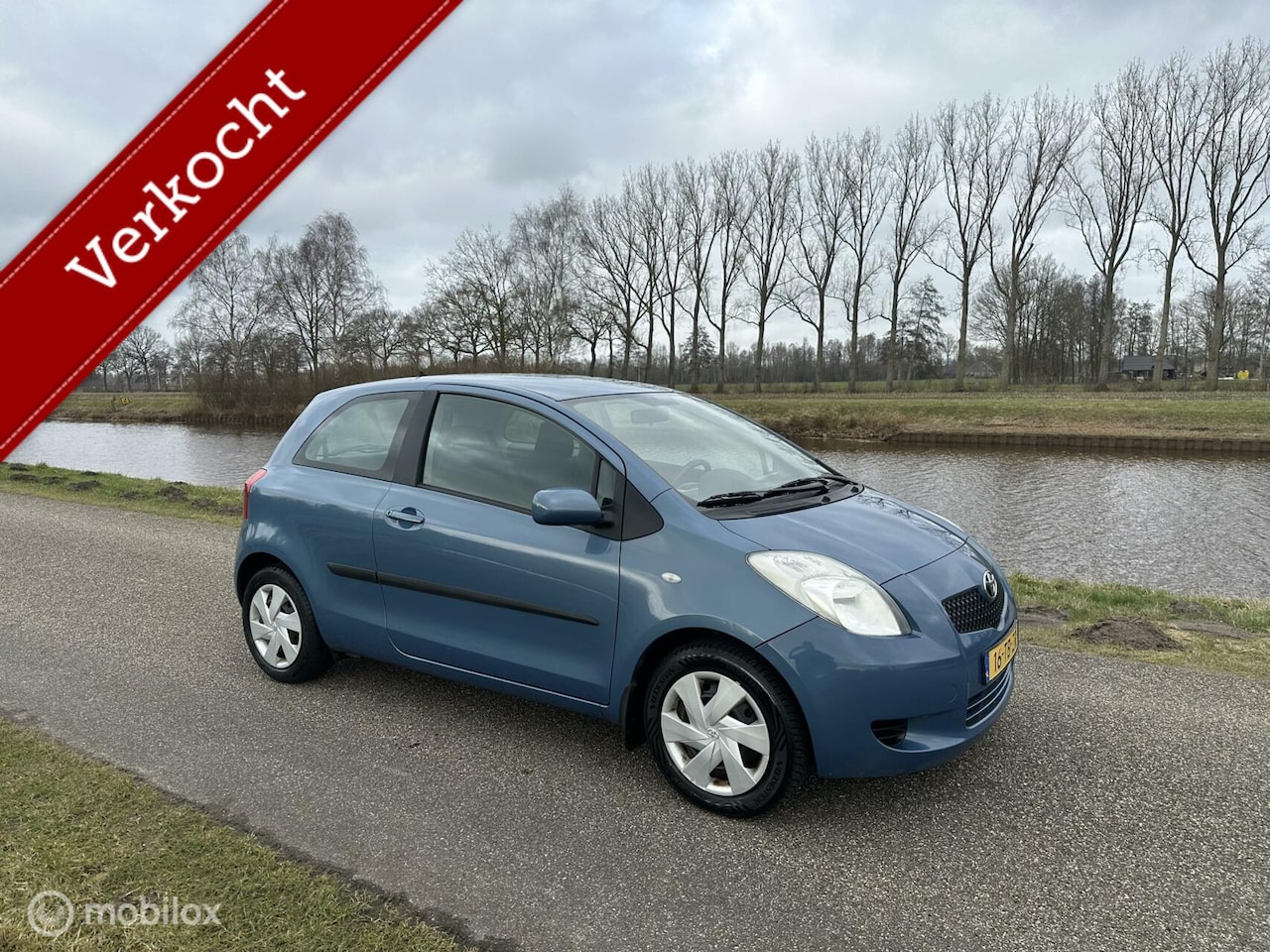 Toyota Yaris - 1.3 VVTi Sol MMT Automaat Dealer onderhouden - AutoWereld.nl