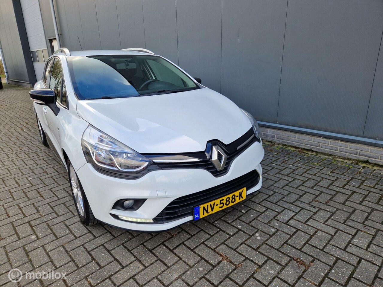 Renault Clio Estate - 0.9 TCe Limited 0.9 TCe Limited - AutoWereld.nl