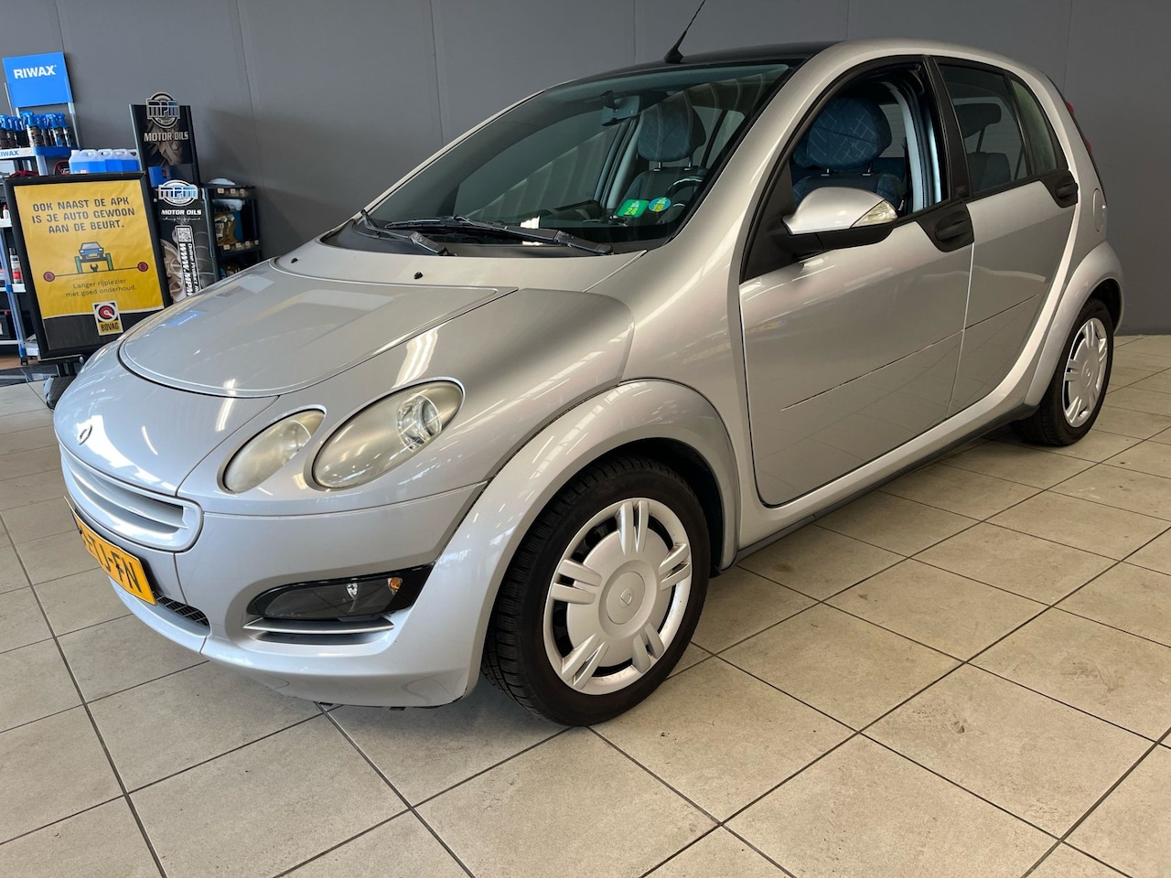 Smart Forfour - 1.5 pulse 1.5!! Enige op dit moment te koop, heerlijke auto Nette aflverbeurt - AutoWereld.nl