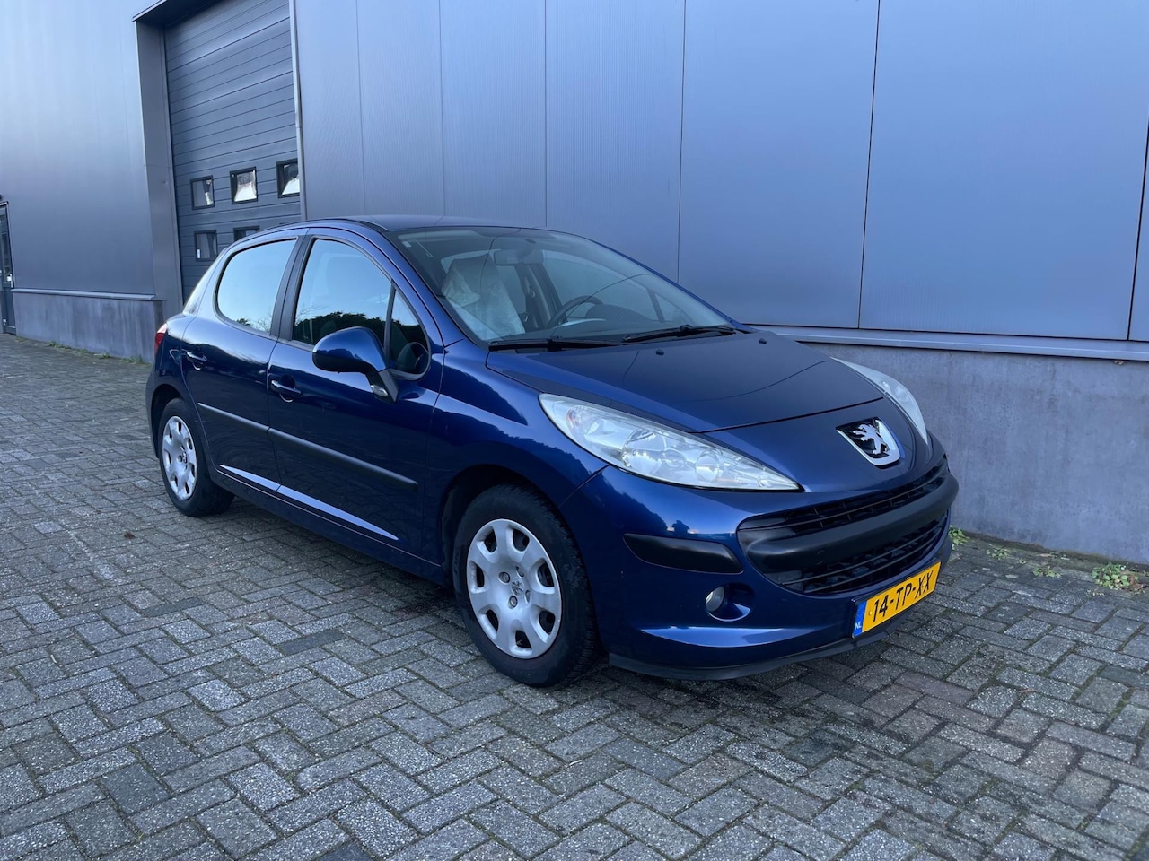 Peugeot 207 - 1.4 Color-line|Nieuw Apk|5 deurs|Airco - AutoWereld.nl