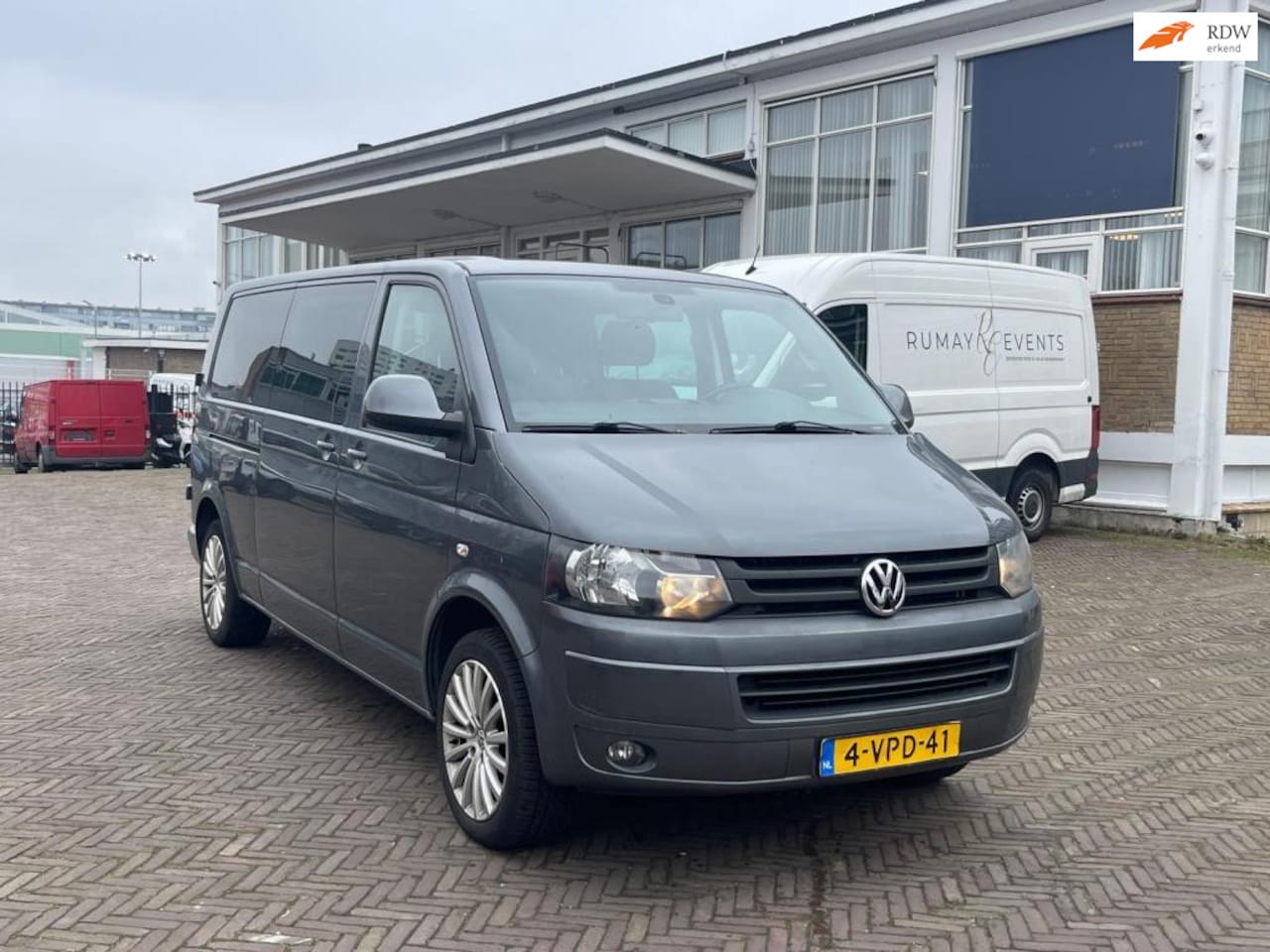 Volkswagen Transporter - 2.0 TDI L2H1 4Motion DC Comfortline 2.0 TDI L2H1 4Motion DC Comfortline - AutoWereld.nl