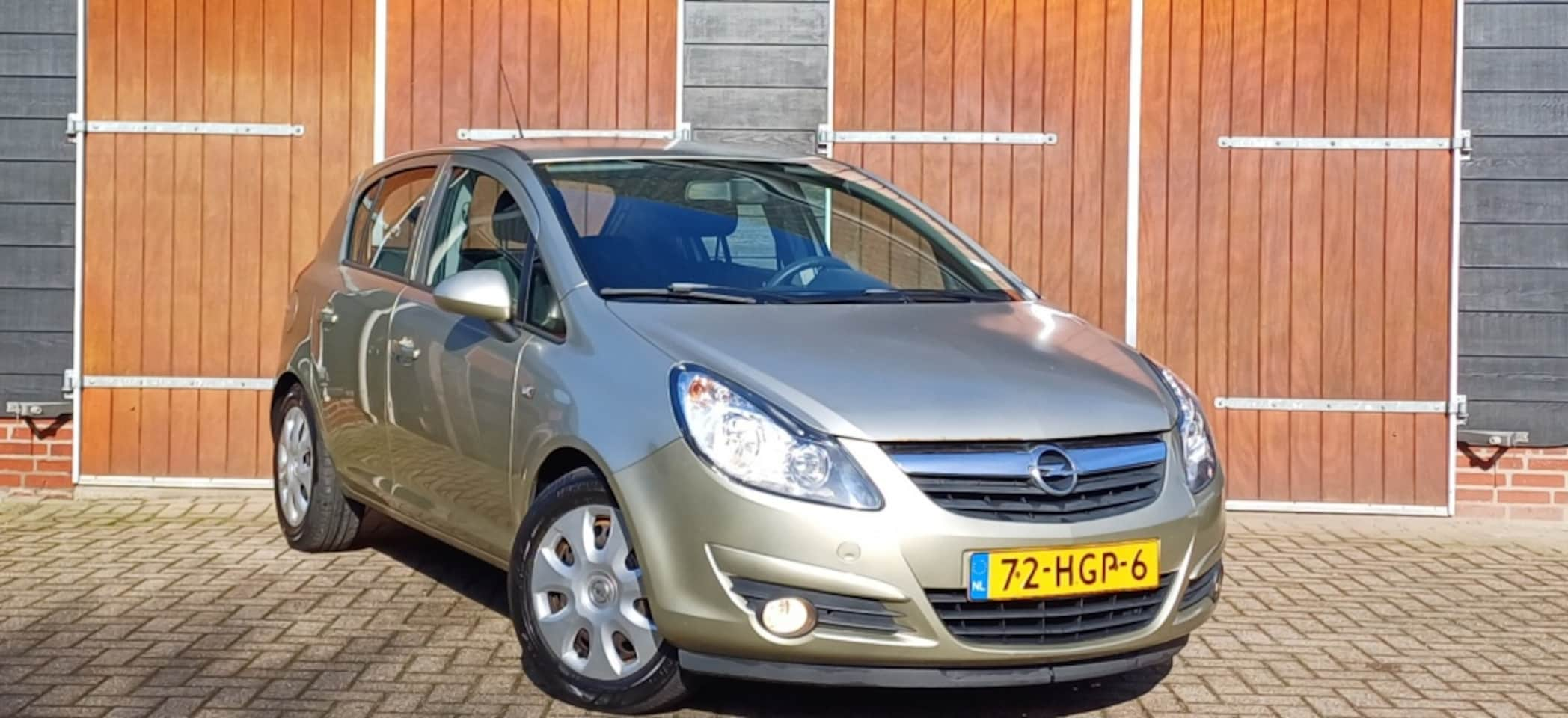 Opel Corsa - 1.4-16V Enjoy 1.4-16V Enjoy, Airco, Trekhaak, 5 deurs, Nieuwe APK - AutoWereld.nl