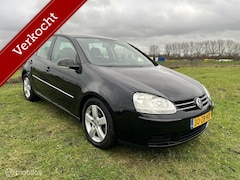 Volkswagen Golf - 2.0 FSI Comfortline Business