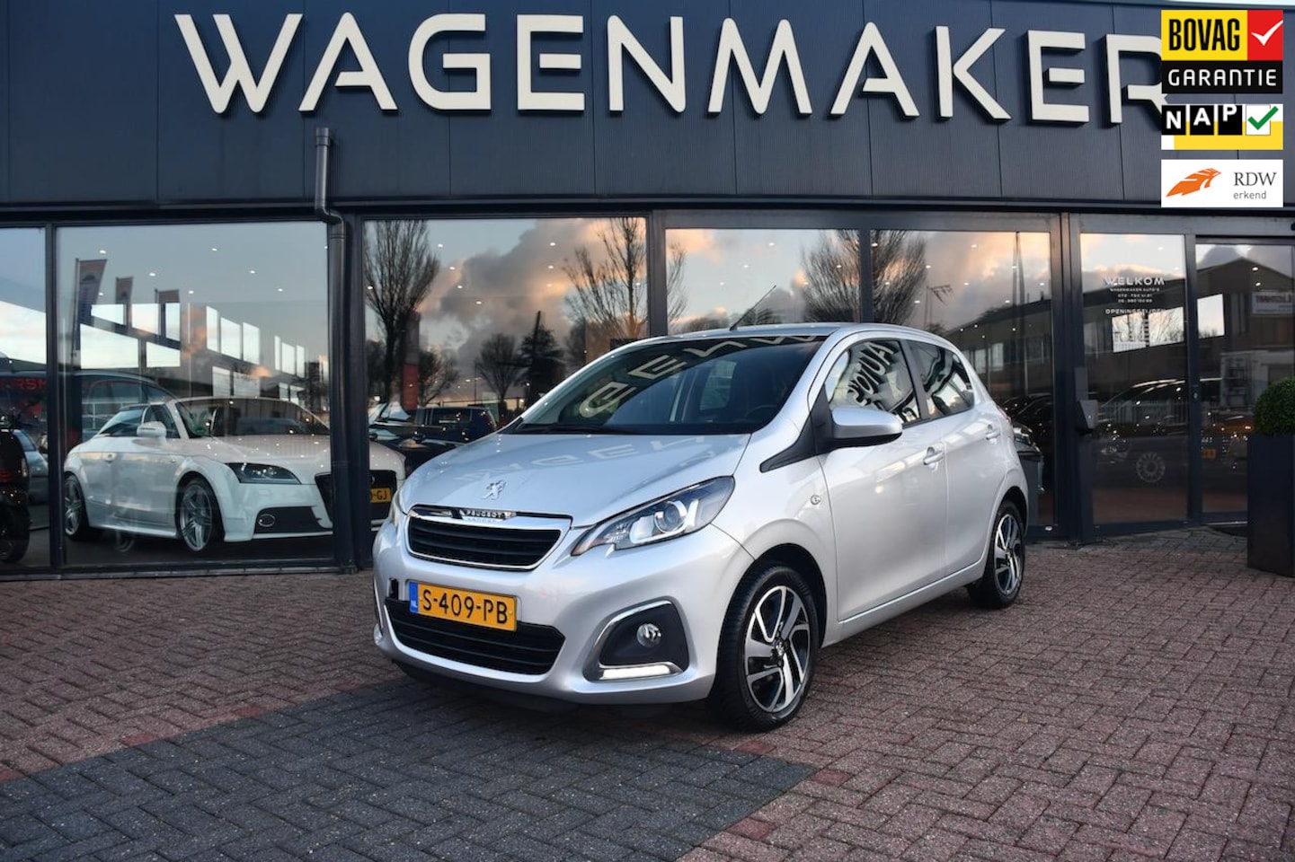 Peugeot 108 - 1.0 VTi Allure AUT|Airco|Camera|Tel|Carplay - AutoWereld.nl