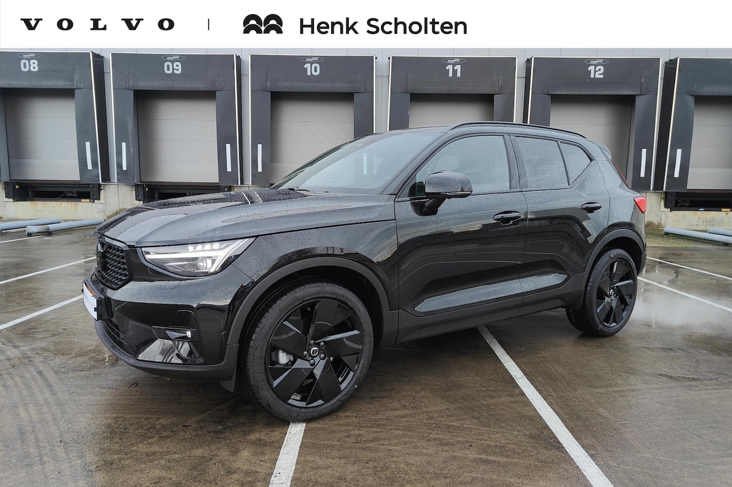 Volvo XC40 - B4 Automaat Plus Black Edition | Panoramadak| Premium Audio by Harman en Kardon|Electrisch - AutoWereld.nl