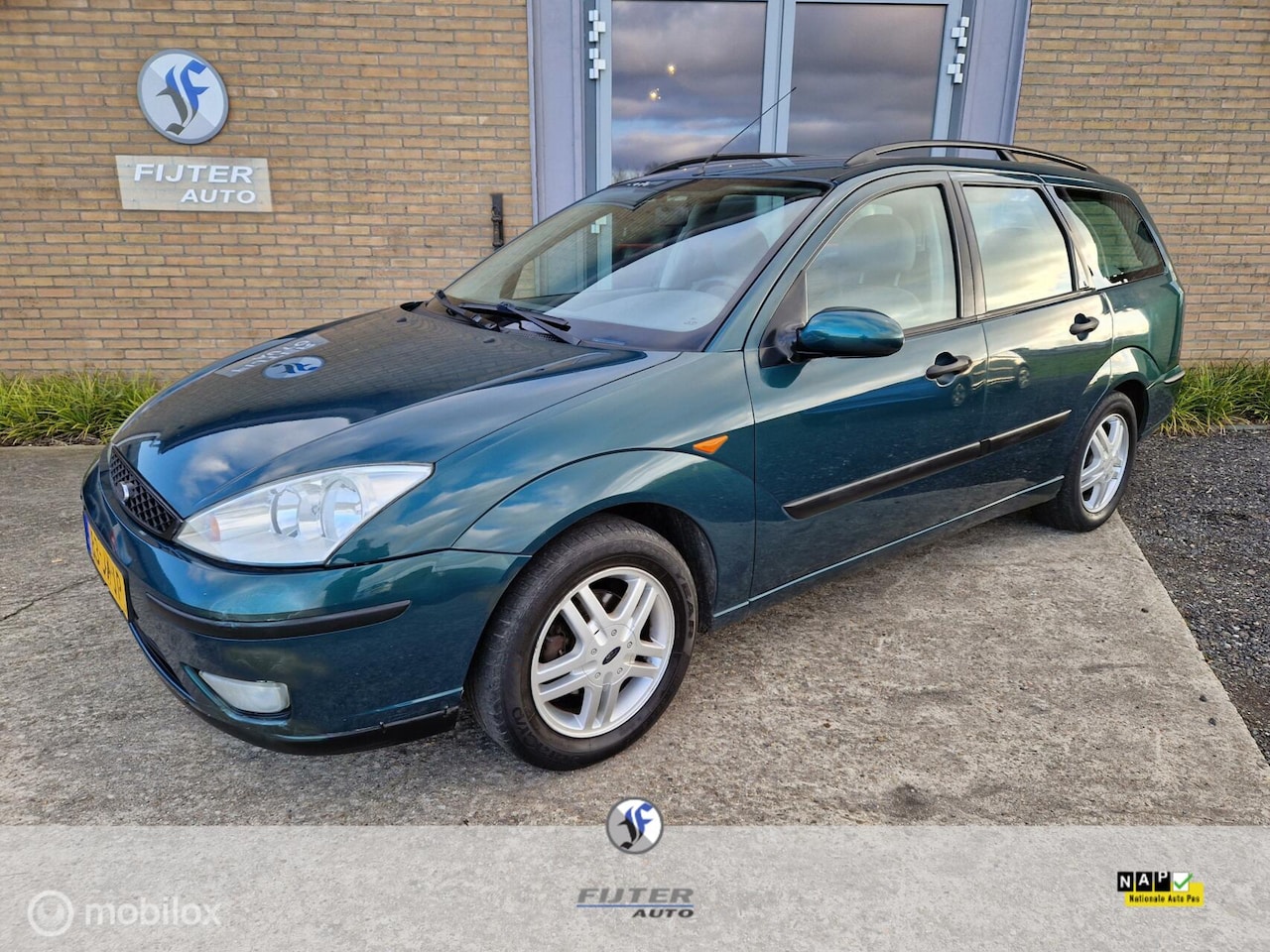 Ford Focus Wagon - 1.6-16V Trend Airco Nw Apk - AutoWereld.nl