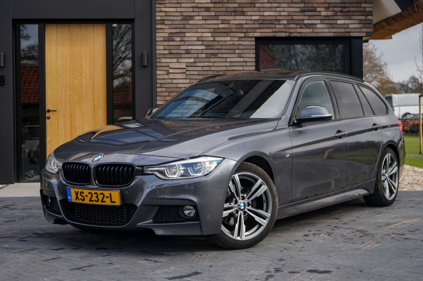 BMW 3-serie Touring - 320D M-Sport/Pano/Shadow/LCI - AutoWereld.nl