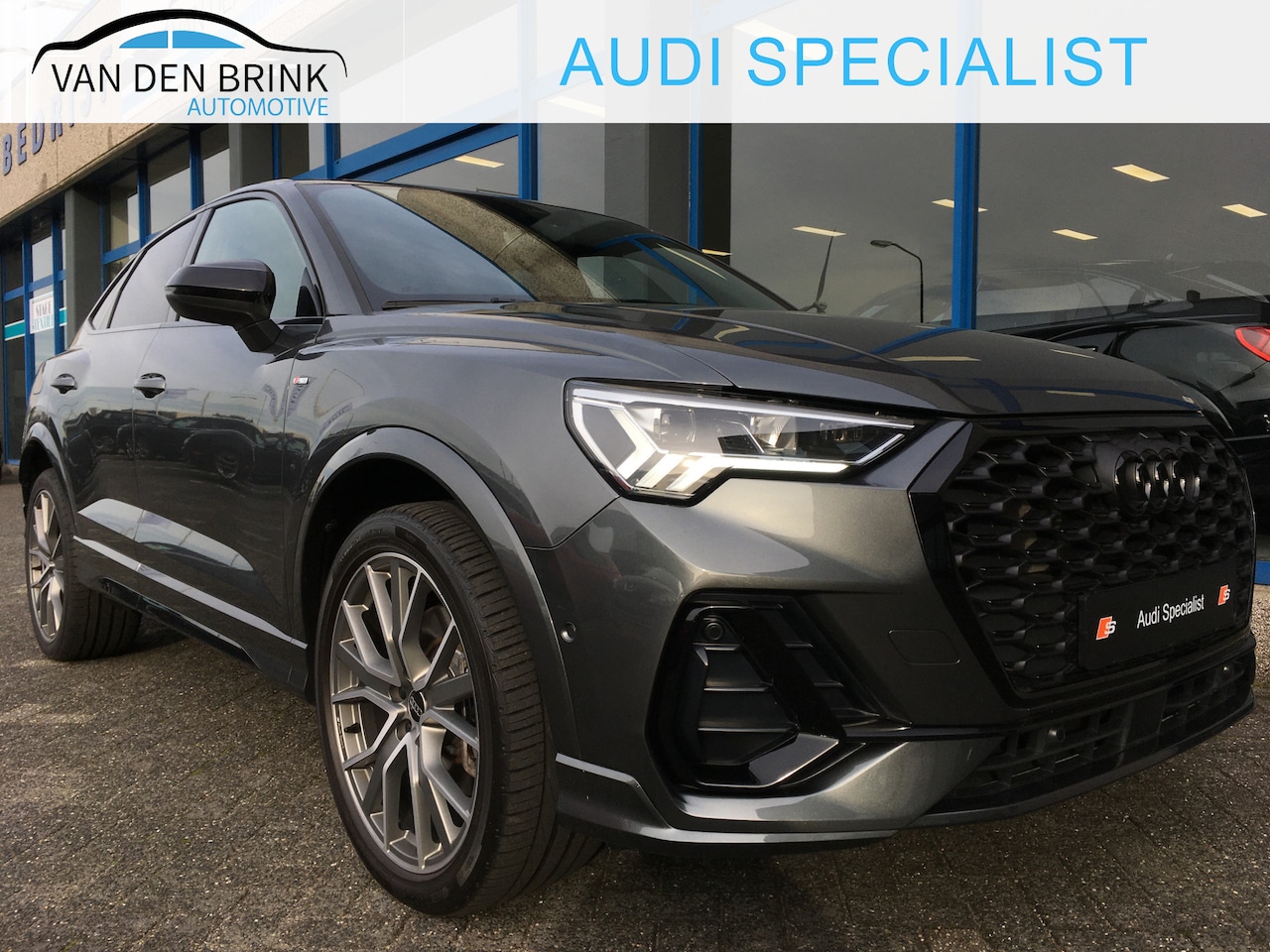 Audi Q3 Sportback - 45 TFSI e-tron S-line Black Pano - AutoWereld.nl