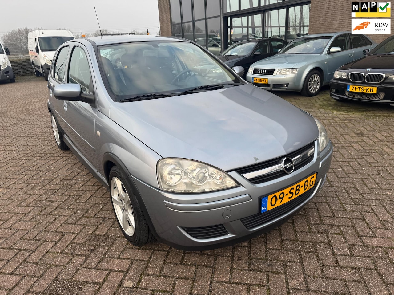 Opel Corsa - 1.2-16V Silverline 1.2-16V Silverline, 5drs, Geen import, Nap! - AutoWereld.nl