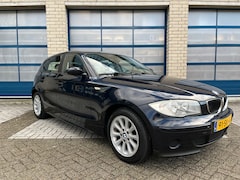 BMW 1-serie - 116i Business Line 5drs Airco - isofix - 1e eigenaar - Aux aansluiting - Lm velgen - Goed