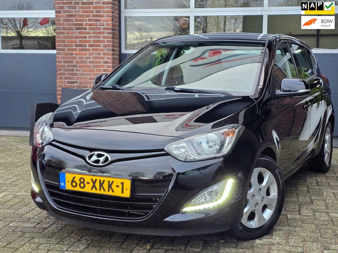 Hyundai i20 - 1.2i i-Motion Apk |Nap |Cruise |Led - AutoWereld.nl