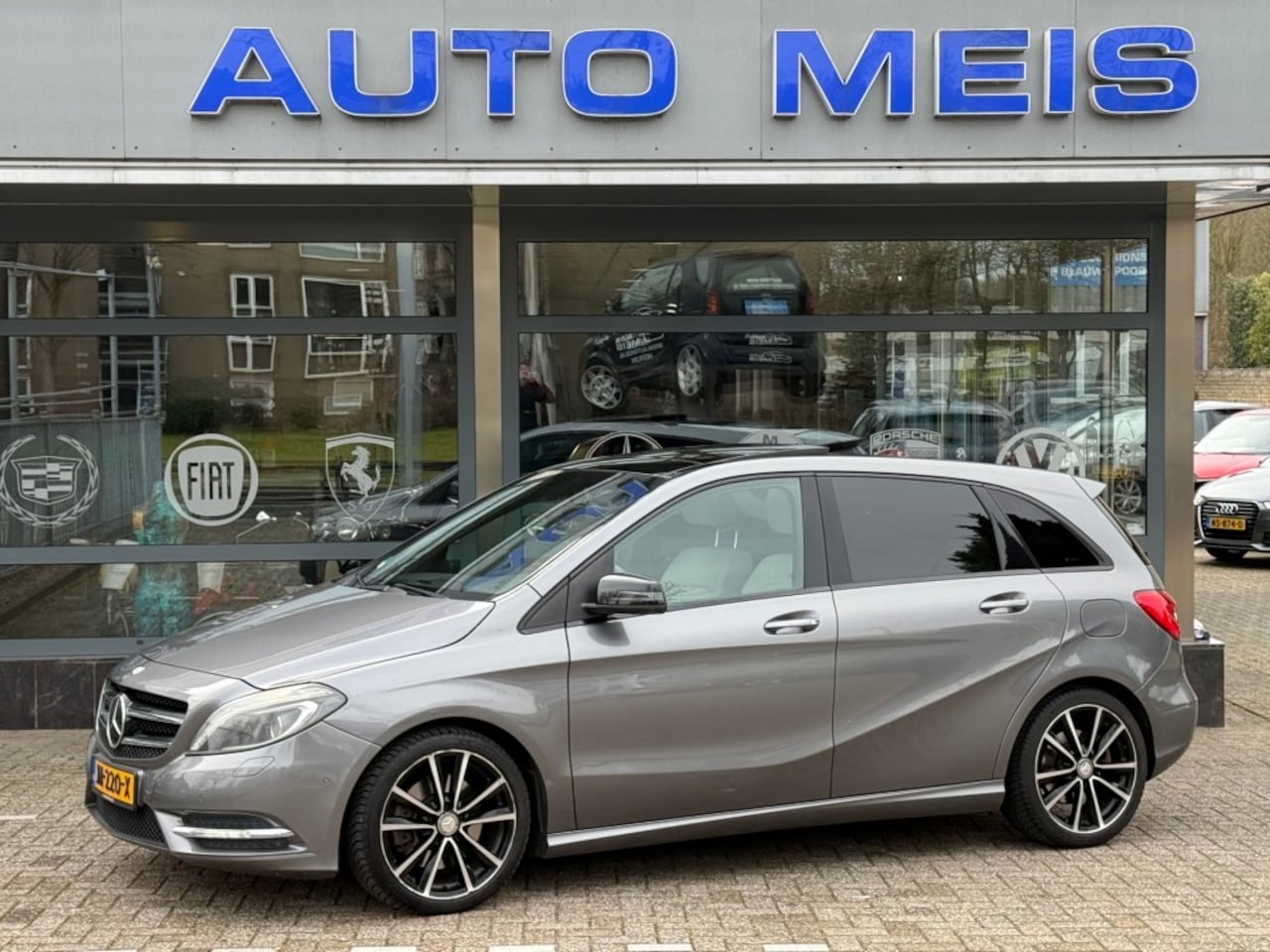 Mercedes-Benz B-klasse - 250 Prestige Panoramadak Leder Navi Clima Cruise Camera - AutoWereld.nl