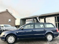 Volkswagen Passat Variant - 1.8 20V 125pk Trendline combi - org nl + nap - clima + cruise control - 4x elektr ramen