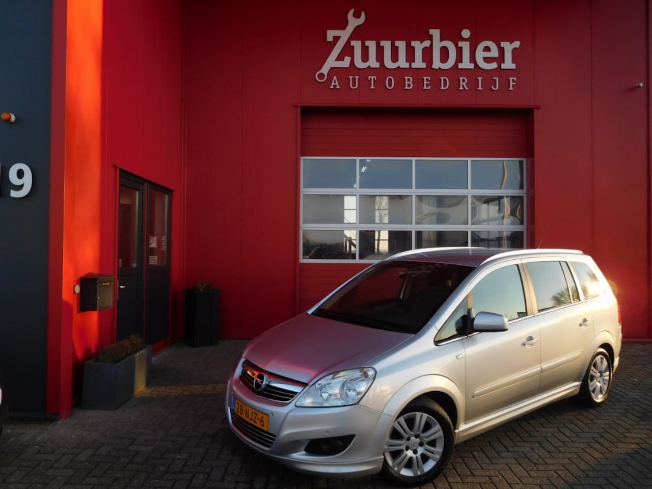 Opel Zafira - 1.6 Cosmo Sport 7 Persoons - AutoWereld.nl