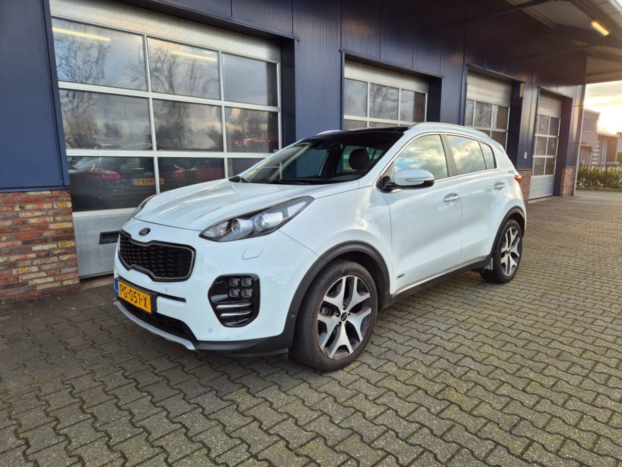 Kia Sportage - 1.6 T-GDI 4WD GT PL - AutoWereld.nl