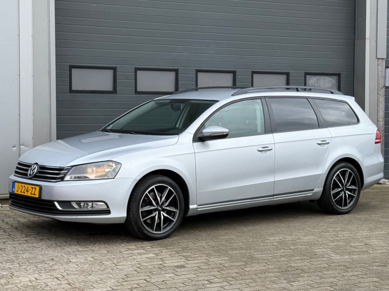 Volkswagen Passat - 1.4 TSI 122PK Comfortline Navi Cruise Clima Trekhaak - AutoWereld.nl