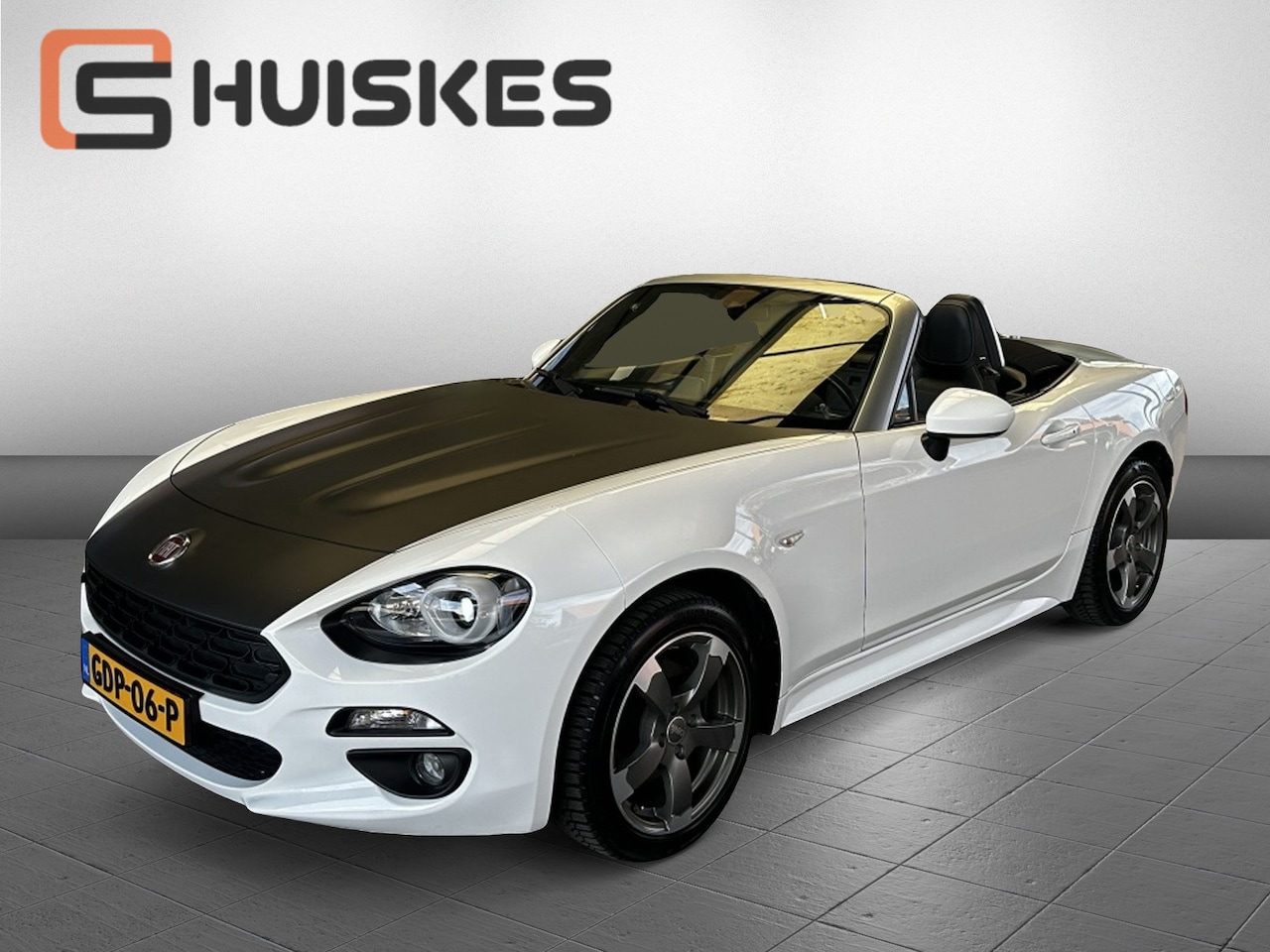 Fiat 124 Spider - 1.4 Multiair 16V Lusso 140pk | Stoelverwarming | Navi - AutoWereld.nl