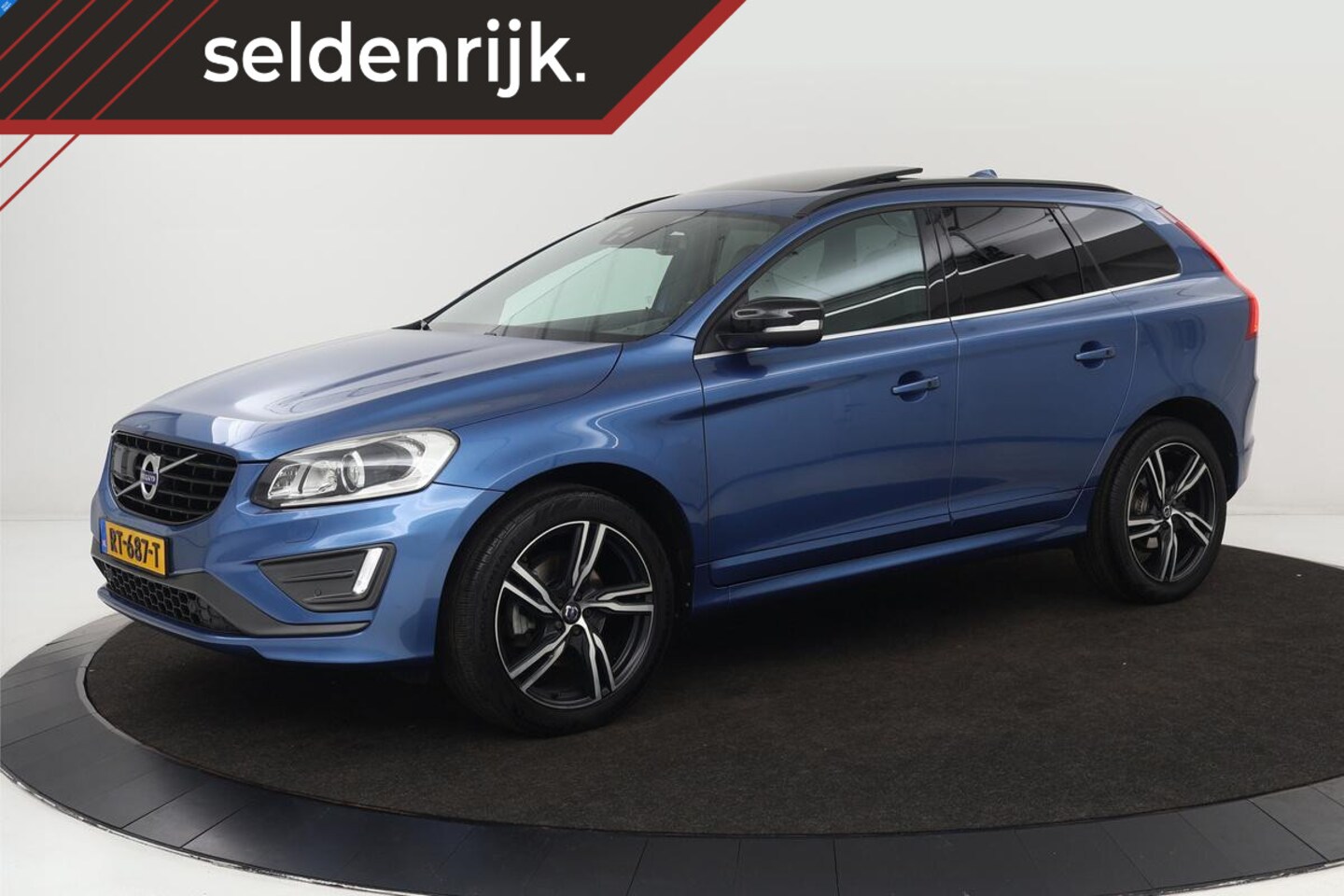 Volvo XC60 - 2.0 D4 R Design | Panoramadak | Adaptive cruise | Xenon | Camera | Stoel & stuurverwarming - AutoWereld.nl